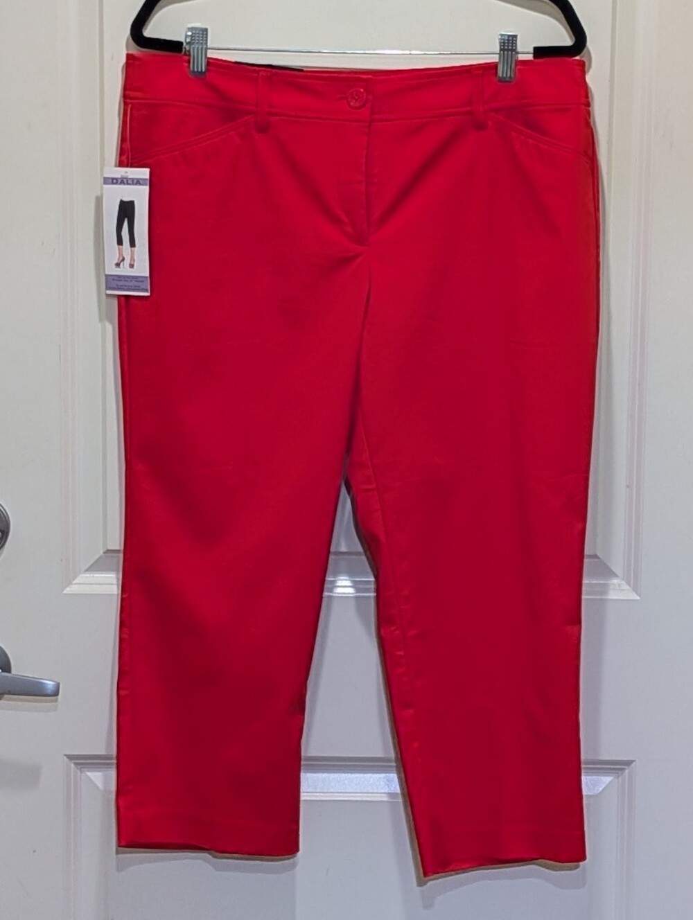 NWT Dalia 14 Bright Red Cotton Blend 23" Inseam Stretch Capri Shorts